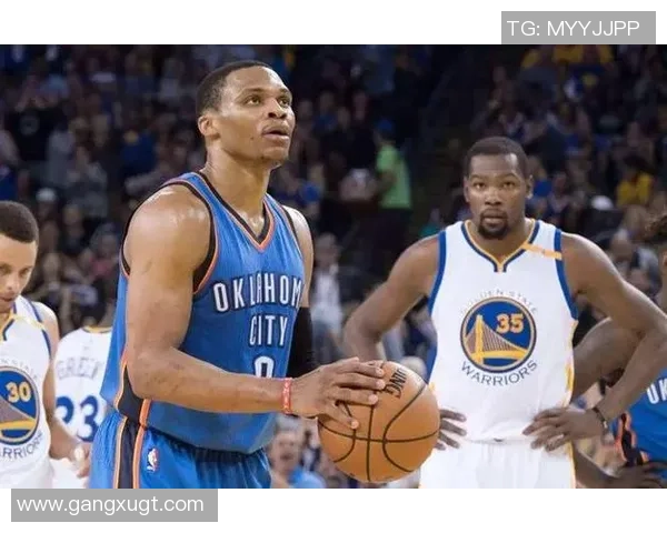 2012年NBA西部决赛首战马刺与雷霆激战回顾精彩瞬间与关键时刻分析