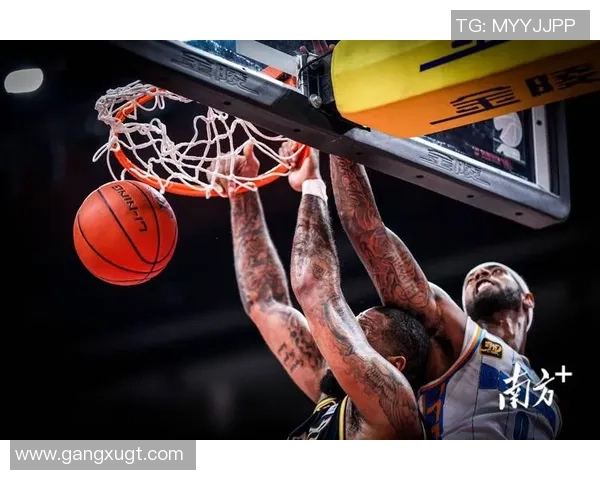 CBA第三十一轮精彩对决广东队迎战新疆队争夺季后赛席位 CBA第三十一轮精彩对决广东队迎战新疆队争夺季后赛席位