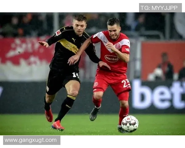 法兰克福与杜塞尔多夫激战正酣谁能在德甲赛场笑到最后